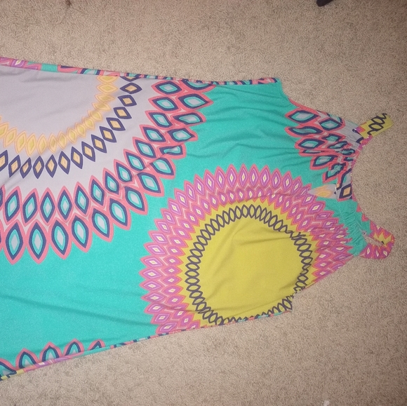 Aryeh Beautiful summer dress - Picture 2 of 3